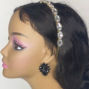 Black Alloy Glass Diamond Flower Stud Earrings